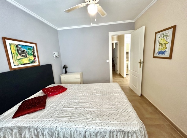 Resale - Townhouse - Torrevieja - Torrevieja Centro