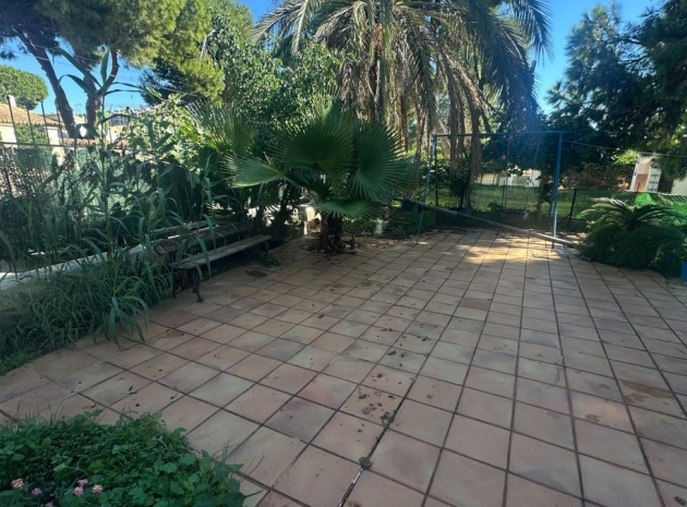 Resale - Villa - Orihuela - Punta Prima