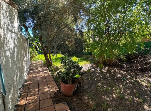 Resale - Villa - Orihuela - Punta Prima