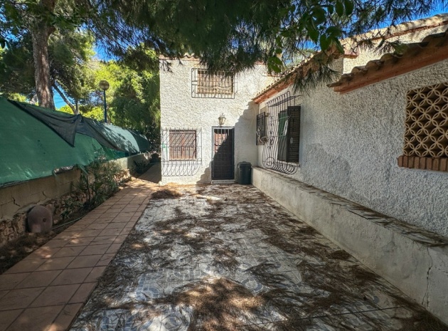 Resale - Villa - Orihuela - Punta Prima
