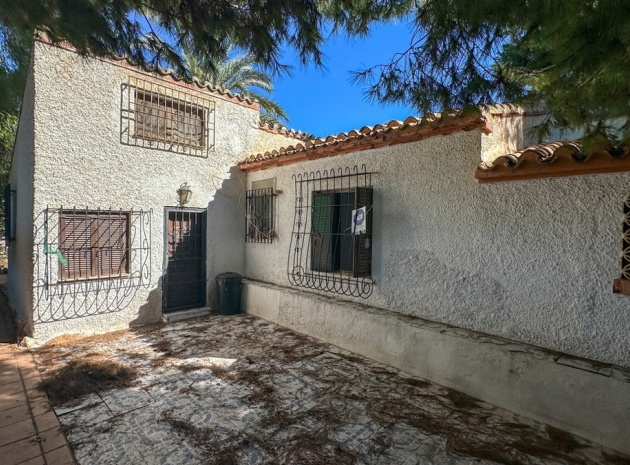 Resale - Villa - Orihuela - Punta Prima