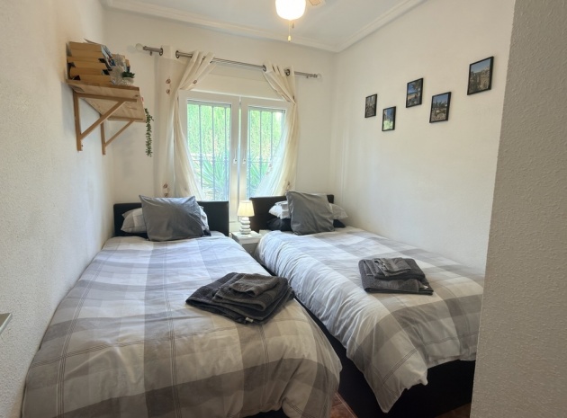 Resale - Bungalow - Villamartin - El Galan