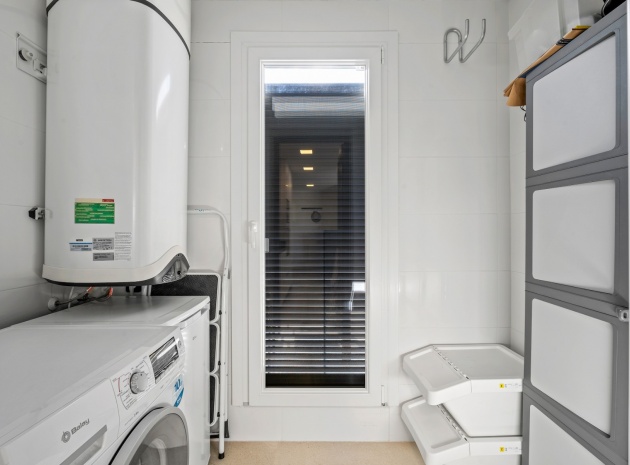 Resale - Apartment - Villamartin - La Fuente
