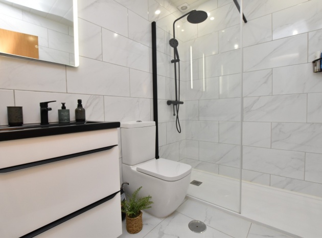 Resale - Bungalow - Algorfa - La Finca Golf