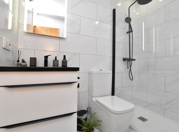 Resale - Bungalow - Algorfa - La Finca Golf