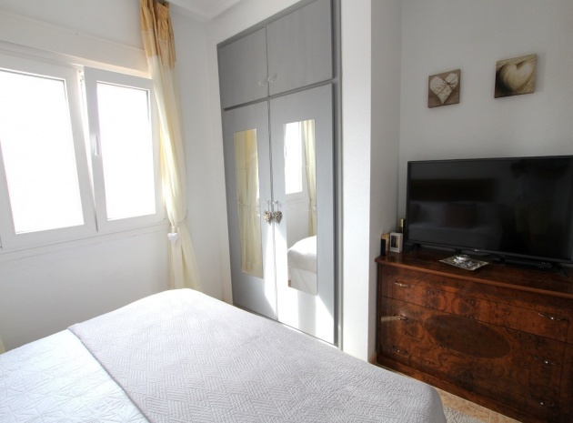 Resale - Townhouse - Villamartin - st james hill
