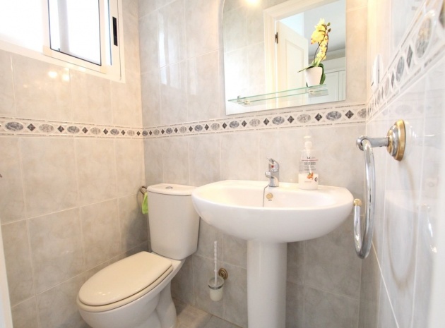 Resale - Townhouse - Villamartin - monte golf
