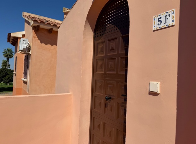 Resale - Apartment - Torrevieja - Aguas Nuevas