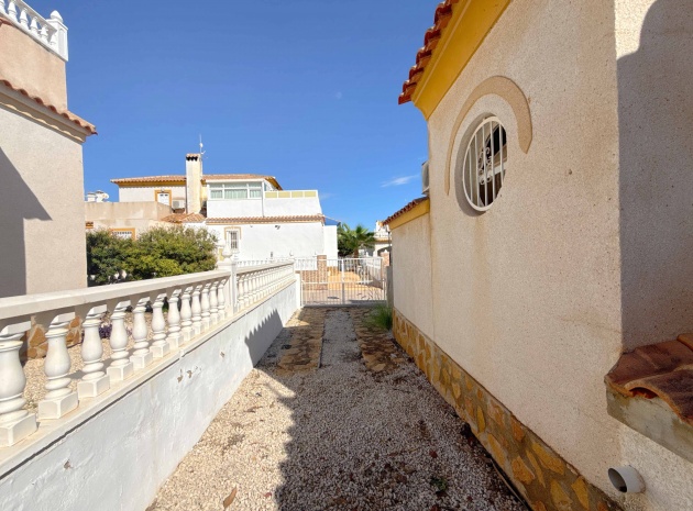 Resale - Villa - Villamartin - Los Dolses