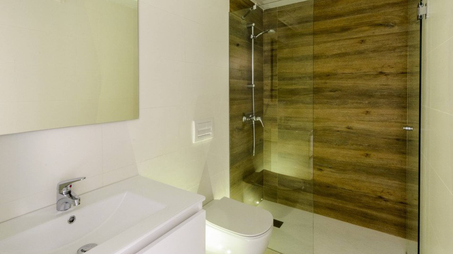 Los Alcazares New Build Modern Apartments For Sale bathroom