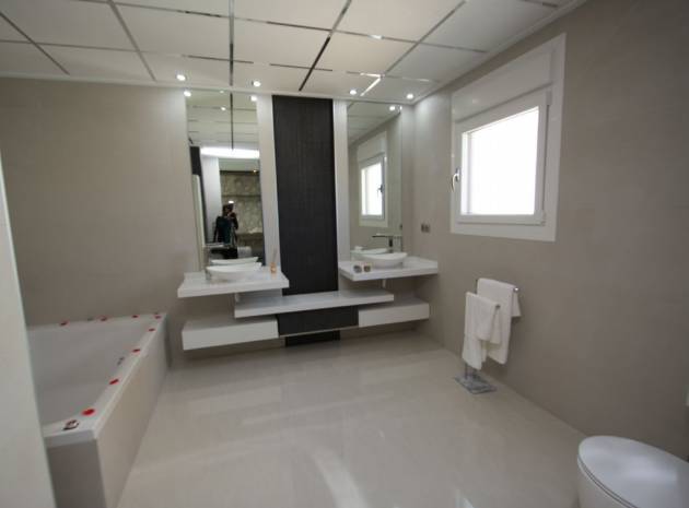 Komplett - Nyckelklar - Villa - Ciudad Quesada