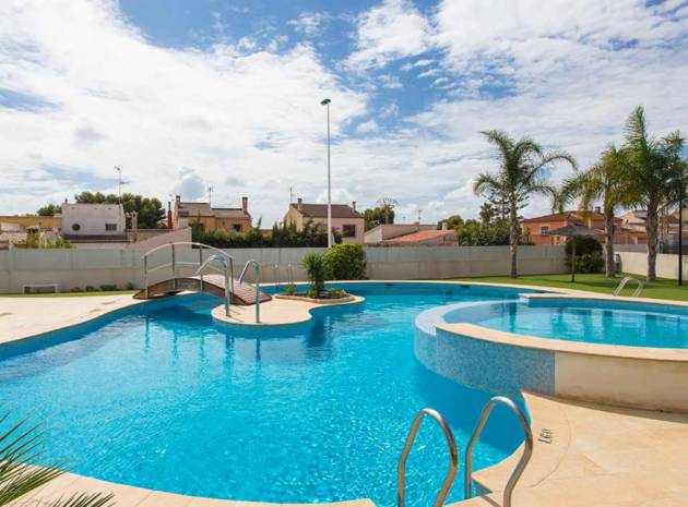 Compleet- Sleutel Klaar - Villa - Torrevieja - Aguas Nuevas