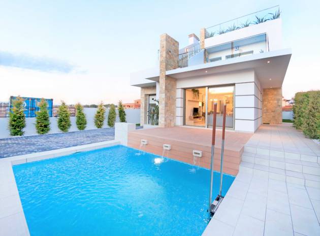 Complete - Key Ready - Villa - Los Alcazares