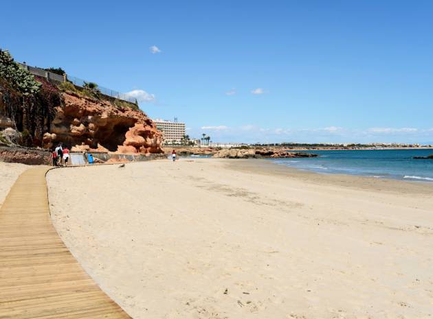 VILLAMARTIN_PARADISE_II_MODERN_NEW_VILLAS_FOR_SALE_nsp-231_13