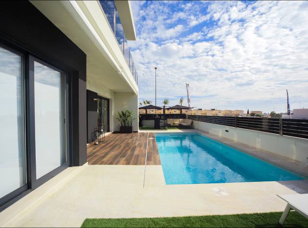 Complete - Key Ready - Villa - Cabo Roig