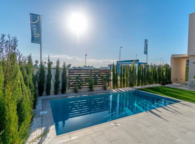 LOS ALCAZARES, RODA GOLF BRAND NEW VILLAS FOR SALE