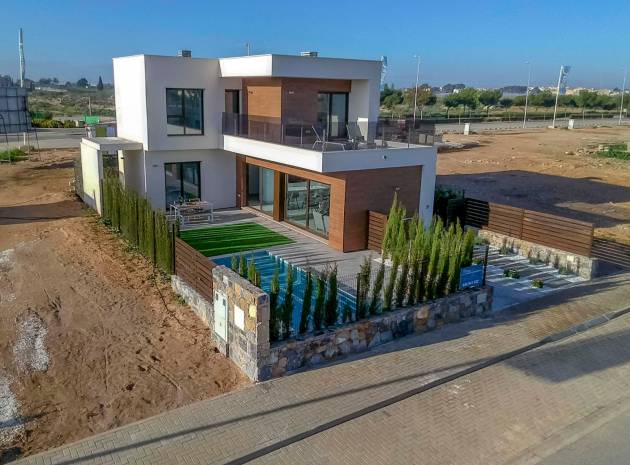 LOS ALCAZARES, RODA GOLF BRAND NEW VILLAS FOR SALE