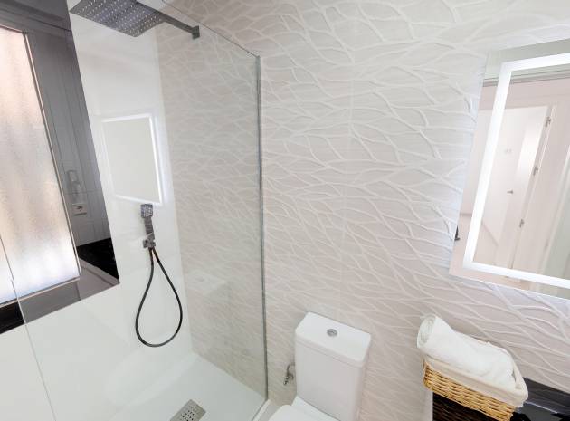 Complete - Key Ready - Villa - Sucina