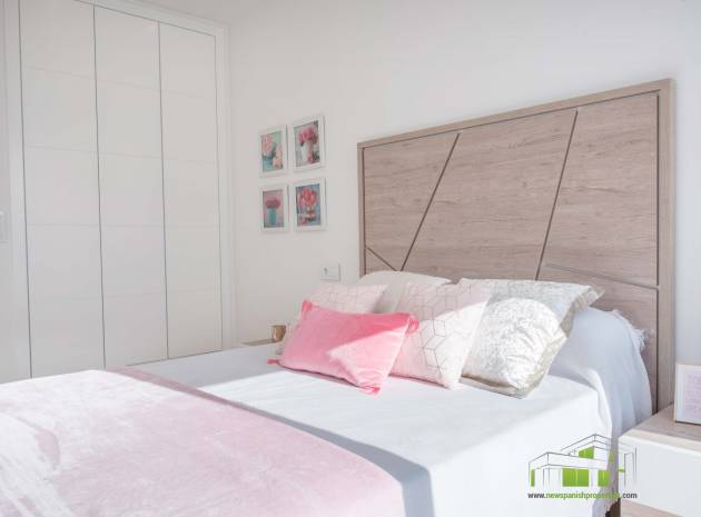 Außerplanmäßig - Villa - Pilar de la Horadada