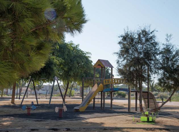 Außerplanmäßig - Villa - Pilar de la Horadada