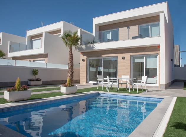 Außerplanmäßig - Villa - Pilar de la Horadada