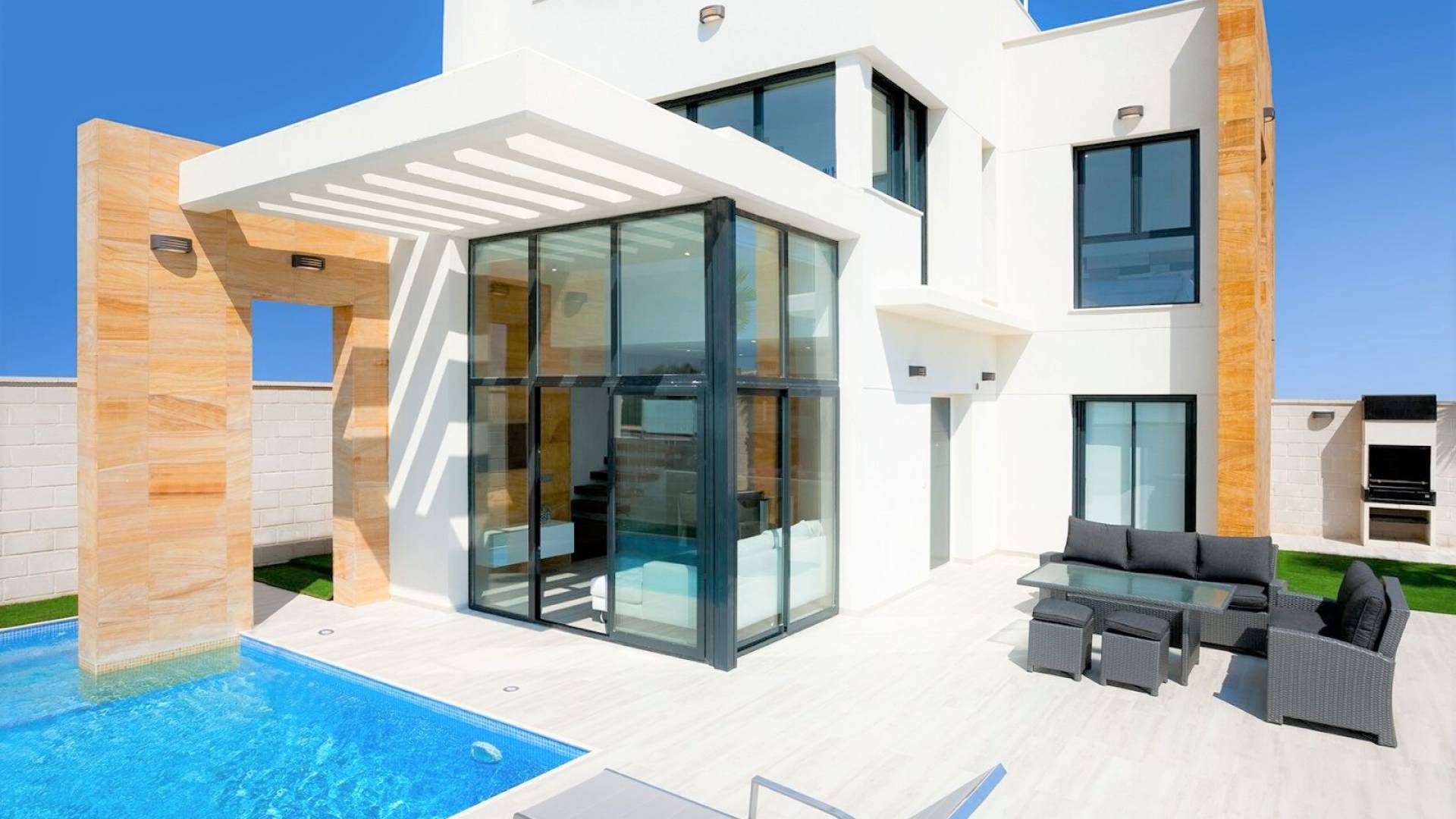 Complete - Key Ready - Villa - Cabo Roig