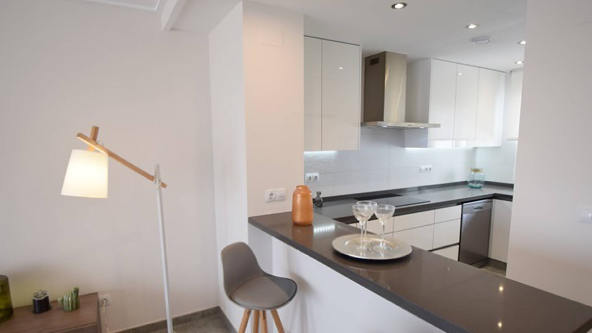 Compleet- Sleutel Klaar - Appartement - Villamartin