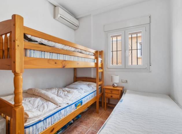 Resale - Villa - Playa Flamenca - vistamar