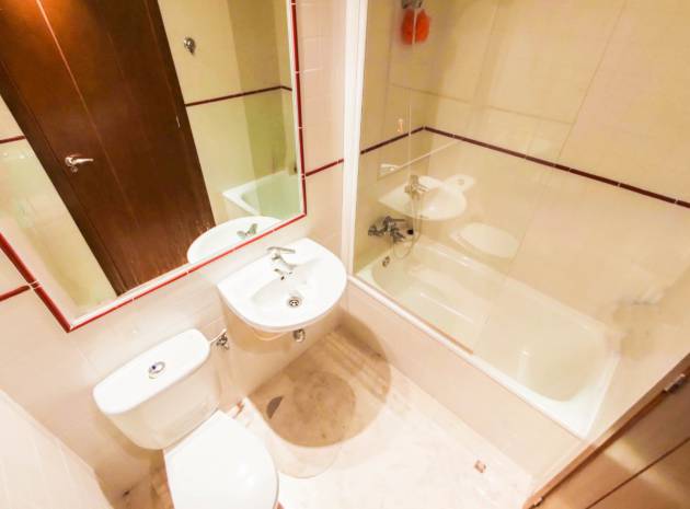 Wederverkoop - Appartement - Punta Prima - la entrada