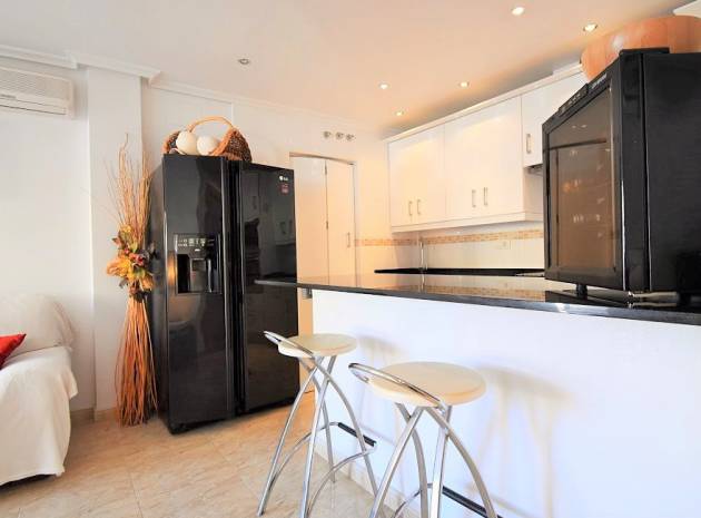 Resale - Villa - Playa Flamenca - Res. Argenta