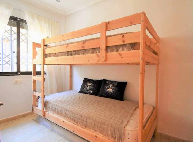 Resale - Villa - Playa Flamenca - Res. Argenta