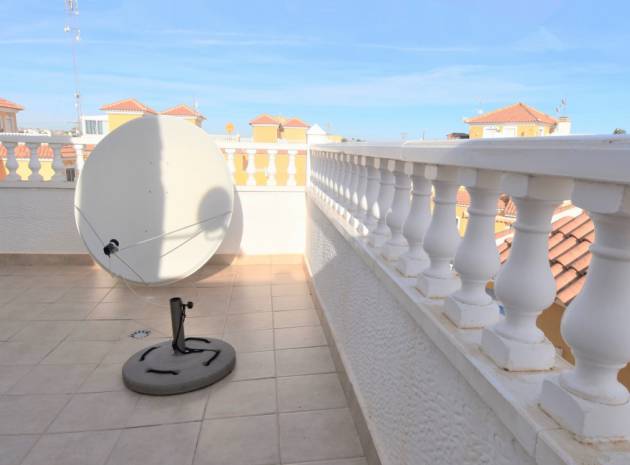 Resale - Villa - Playa Flamenca - Res. Argenta