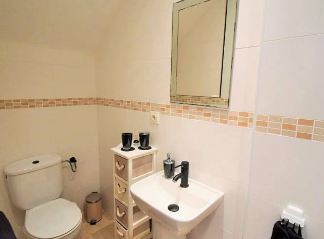 Resale - Villa - Playa Flamenca - Res. Argenta