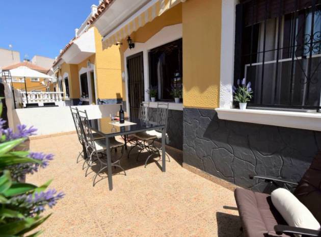 Resale - Villa - Playa Flamenca - Res. Argenta