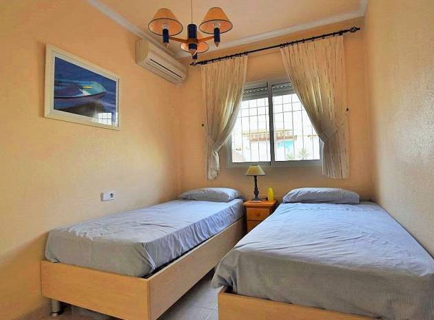 Resale - Villa - Playa Flamenca - avalon