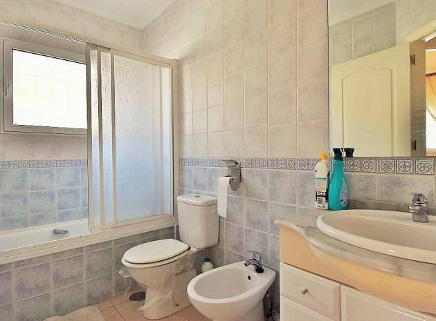 Resale - Villa - Playa Flamenca - avalon