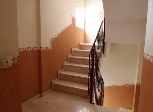 Resale - Apartment - Rojales - los palacios