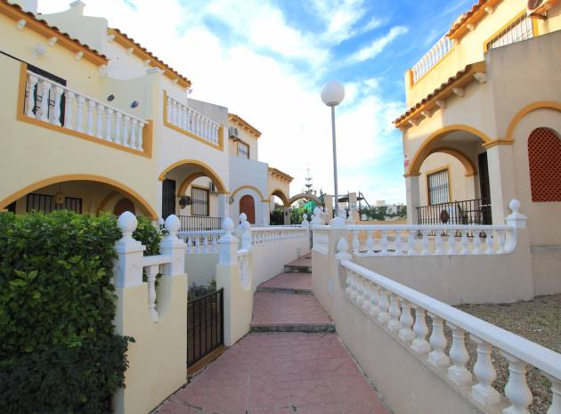 Återförsäljning - Villa - Playa Flamenca - perla del mar