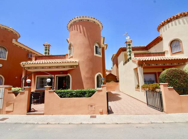 Återförsäljning - Villa - Playa Flamenca - villas san luis
