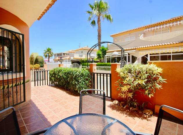 Återförsäljning - Villa - Playa Flamenca - villas san luis
