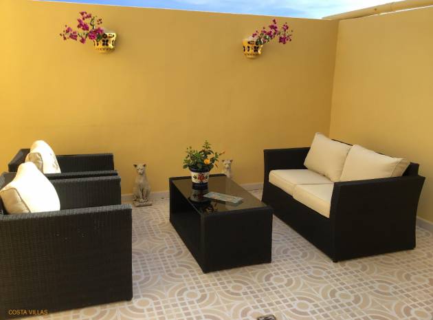 Resale - Townhouse - Villamartin - colinas del presidente