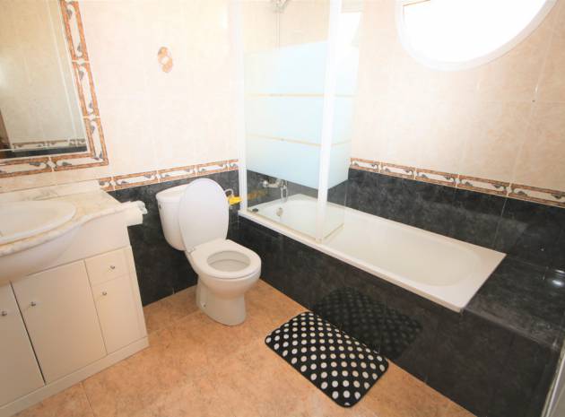 Återförsäljning - Villa - Playa Flamenca - zodiaco