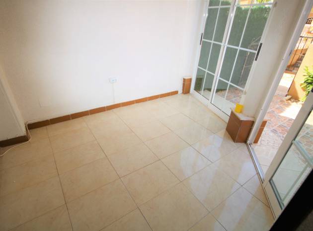 Återförsäljning - Villa - Playa Flamenca - zodiaco