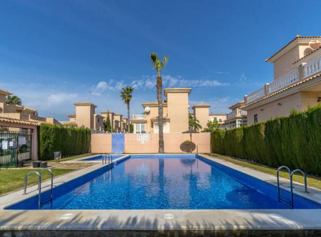 Wiederverkauf - Villa - Los Altos - royal park