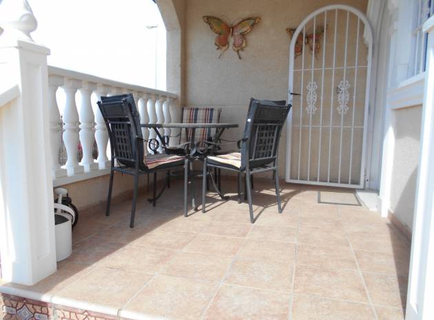 Resale - Villa - Los Altos - villas del duque