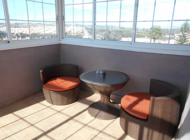 Resale - Villa - Los Altos - villas del duque