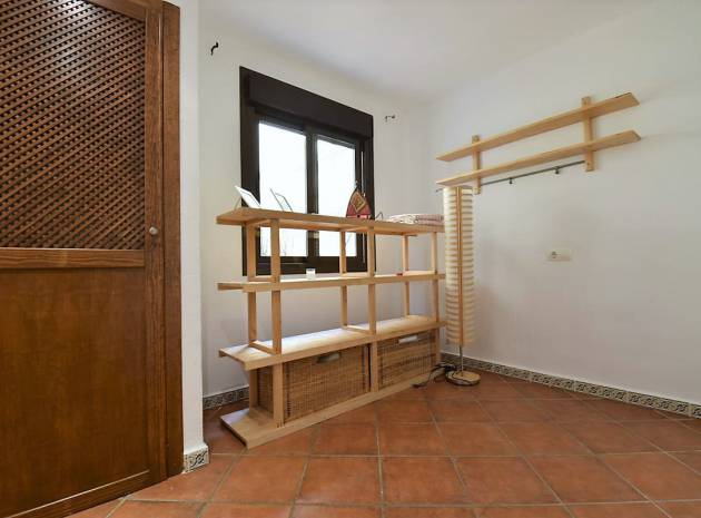 Resale - Apartment - Punta Prima - punta marina