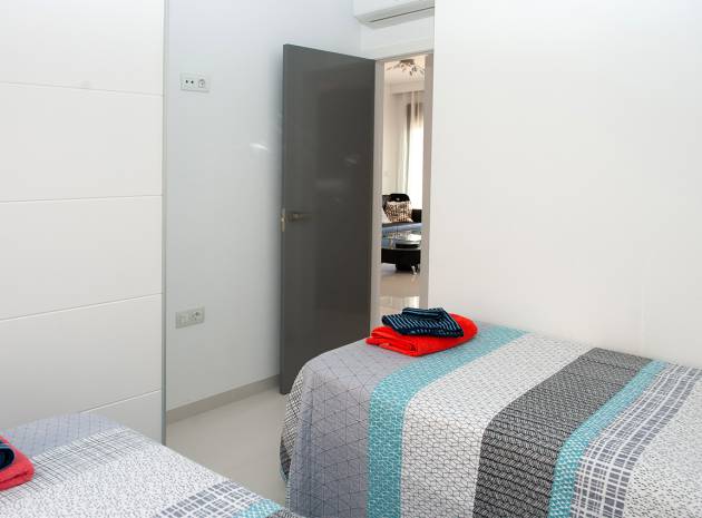 Återförsäljning - Lägenhet - Mil Palmeras - playa elisa bay