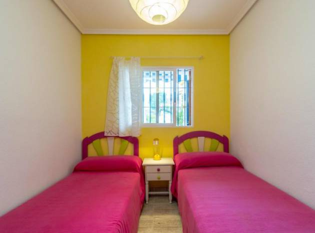 Resale - Apartment - Mil Palmeras - riomar