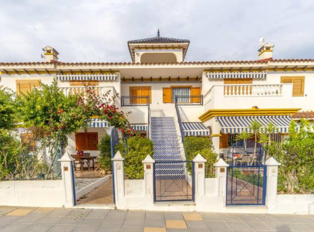 Resale - Apartment - Mil Palmeras - riomar